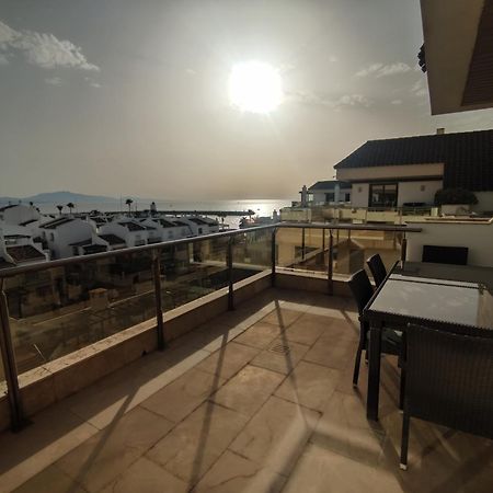 Lovely Apartment With Pool & Sea Views - Marina Del Castillo 2129 Манільва Екстер'єр фото