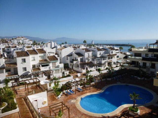 Lovely Apartment With Pool & Sea Views - Marina Del Castillo 2129 Манільва Екстер'єр фото