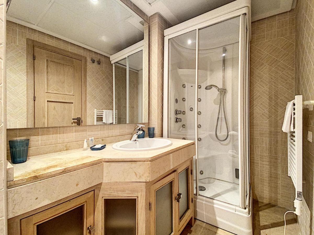 Lovely Apartment With Pool & Sea Views - Marina Del Castillo 2129 Манільва Екстер'єр фото