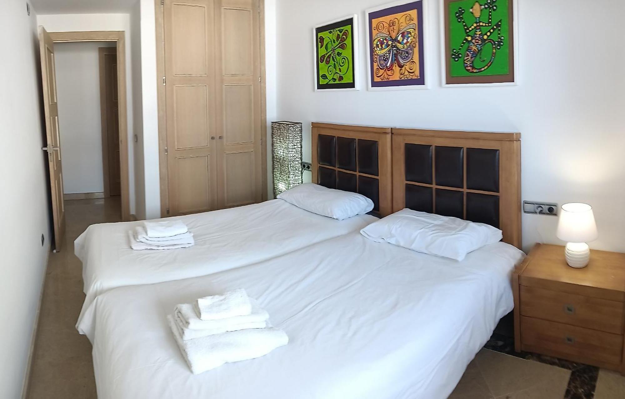 Lovely Apartment With Pool & Sea Views - Marina Del Castillo 2129 Манільва Екстер'єр фото